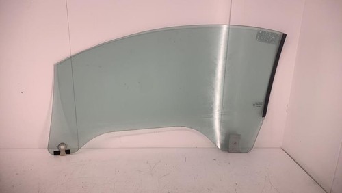 Vitre avant droit peugeot 207 - peugeot,