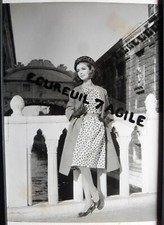 PHOTO MODE 1960 ROSIER à VENISE ITALIE mannequin robe manteau chapeau R837