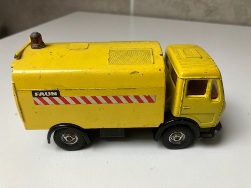 Corgi camion balayeuse - camion, /