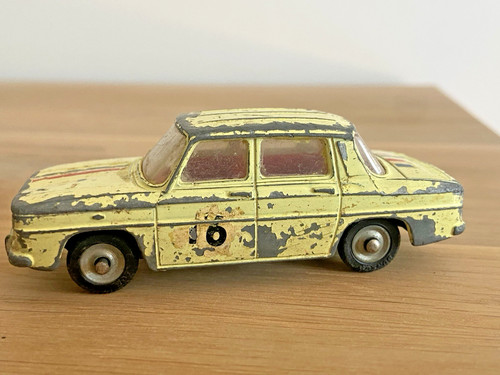 Voiture dinky toys - dinky,