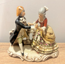 Figurines sujets couple - couple, en