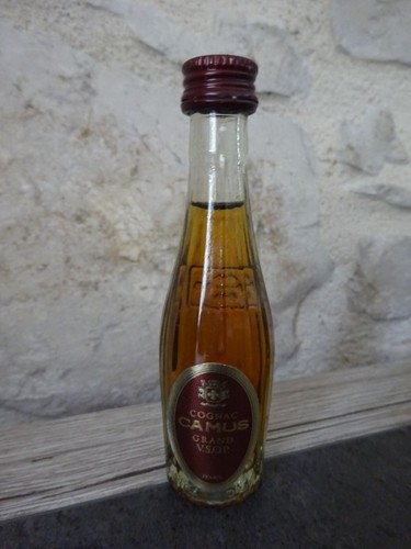 Mignonnette bouteille camus - mignonnette,