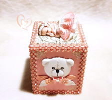 Tirelire bébé fimo fille saumon et blanc.