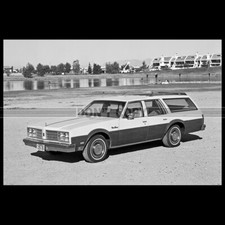 Photo A.001845 OLDSMOBILE CUSTOM CRUISER 1978