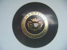 Capsule DUVAL-LEROY - Flan - Gris Foncé, Blanc & Or - n° 41 -