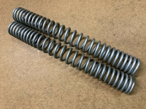 Ressorts fourche paire - de,