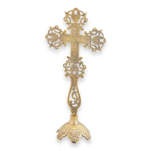 Croix sur pied - , en