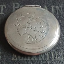 Poudrier ancien en argent 875 gravé fleurs