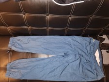 bas de survêtement lacoste