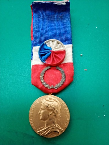 Medaille travail grand or - du,