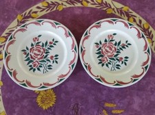 2 Assiettes Plates Faience Longwy Modèle Alsace Décor Floral Vert Rouge 21,5cm