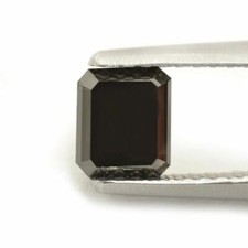 1 pièce de diamant noir