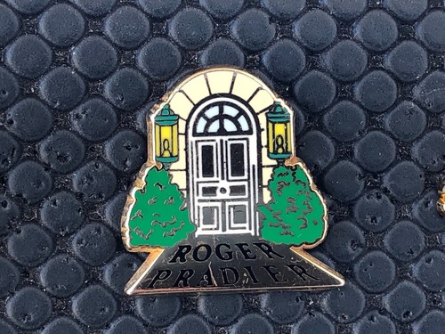 Pins pin badge roger pradier - pins,