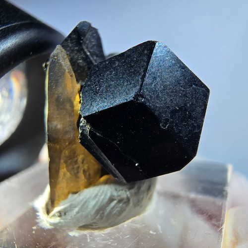 Tourmaline schorl symétrique