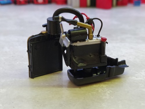 Moteur renault - 1/18,