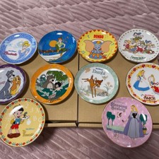 Lot de 10 petites assiettes en