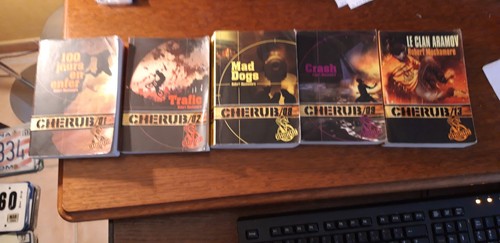 Lot livres cherub tomes 1 - 5,