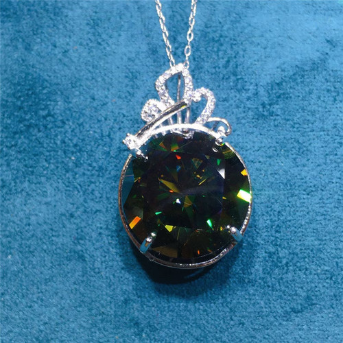 Magnifique pendentif solitaire