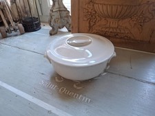 1 petite cocotte blanche