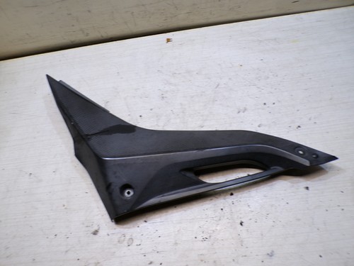 Cache carenage laterale haut - cache,