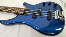 Guitare basse électrique