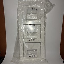IKEA Spontan White Wall