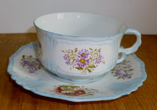 Circa 1900, Belle tasse à