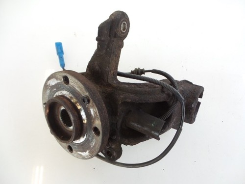 Fusee avant droite peugeot - fusee,