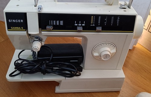 Machine coudre singer - machine,