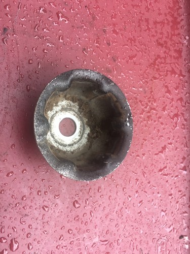 Briggs stratton flywheel cup - stratton,