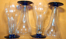 VERRERIE ANCIENNE LOT de 6 FLÛTES à PIED BLEU  FORME TULIPÉE