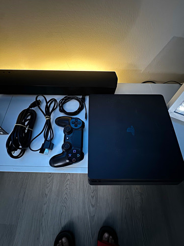 Sony playstation slim ps4 - sony,
