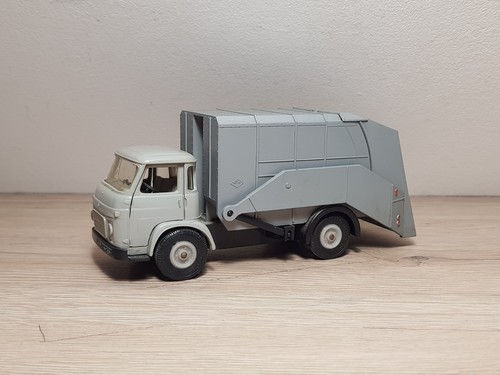 Jouet ancien norev - ancien, camion