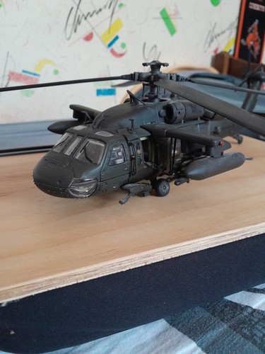 Hélicoptère blackhawk - hélicoptère, uh-60