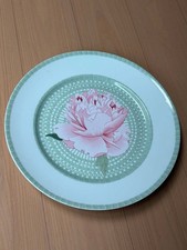 Assiette à fleurs Hermes Les