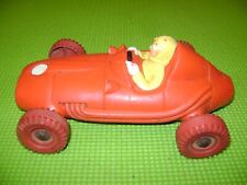 POUET-JOUET ANCIEN VOITURE DE COURSE AVEC PILOTE ET ROUES ROUGES