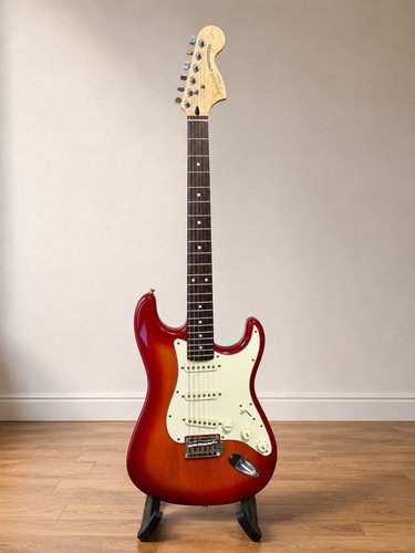 Squier fender stratocaster - by,