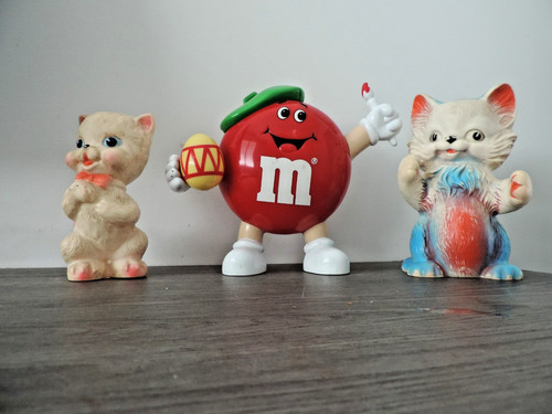 Lot jouets enfants chats - 3,