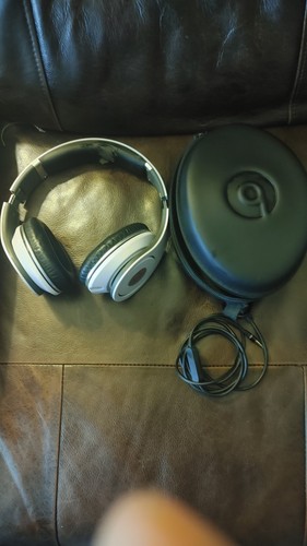 Monster beats dre - dr, studio