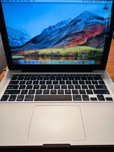 Apple macbook pro 2011 - 13",