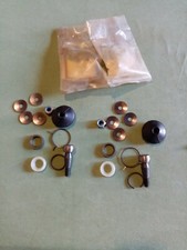 PEUGEOT 403 / 404 tous types  Kit de réparation pour 2 rotules de direction.