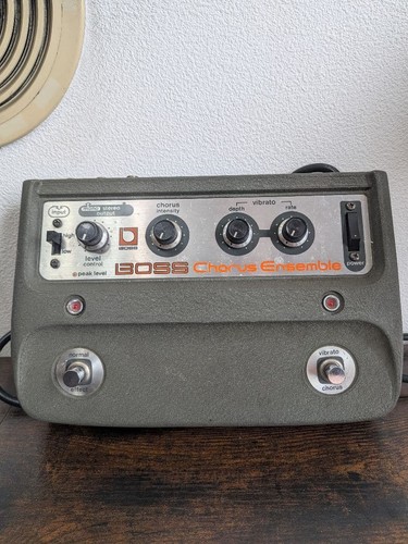 Boss chorus vintage - ce-1,