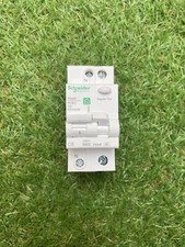 1 disjoncteur différentiel