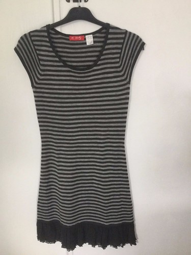 Robe manches courtes 30 - robe,