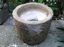 Auge ou Mortier en granit ambiance antiques 19e