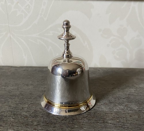 Cloche service métal - de,