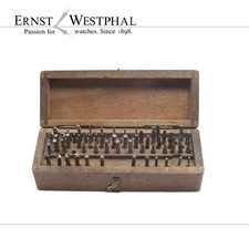 Outils d'horlogerie anciens
