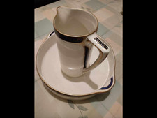 Grande cuvette et broc de