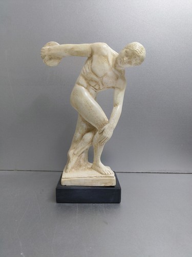 Statue sculpture discobolus - statue, of