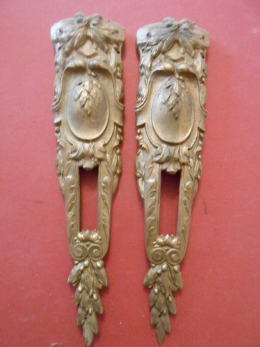 Ornement chute chutes - , bronze
